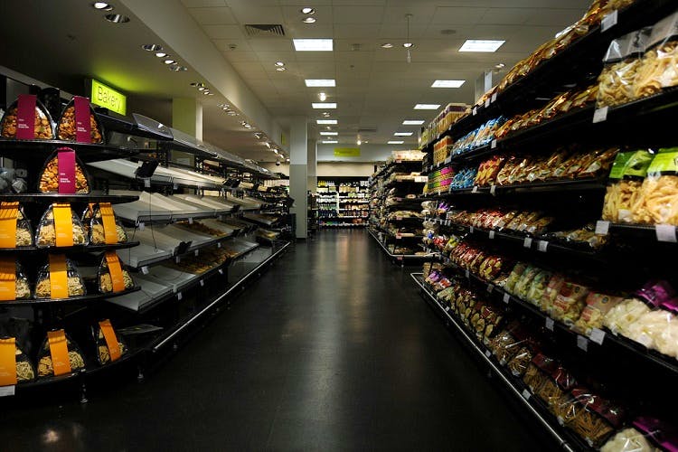 Supermarket,Aisle,Grocery store,Retail,Building,Outlet store,Food,Delicacy,Cuisine