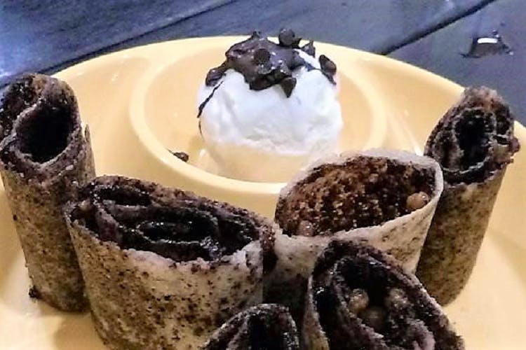 Dish,Food,Dessert,Frozen dessert,Cuisine,Oreo,Cream,Whipped cream,Ingredient,Chocolate brownie