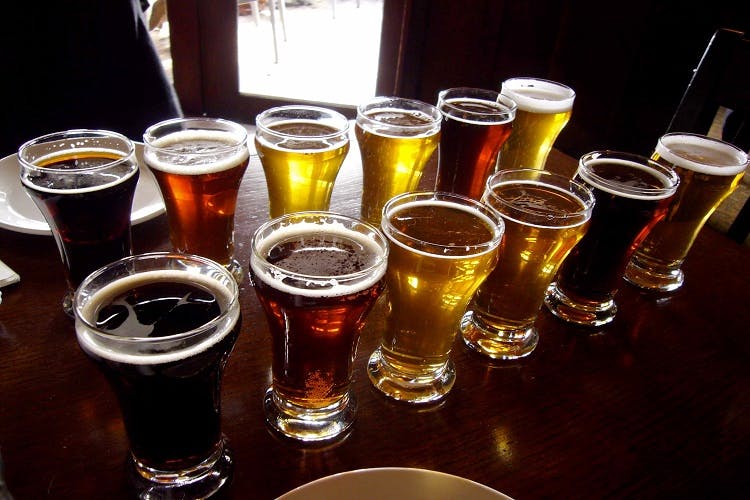 Drink,Alcoholic beverage,Beer,Distilled beverage,Alcohol,Beer glass,Lager,Liqueur,Pint,Drinkware