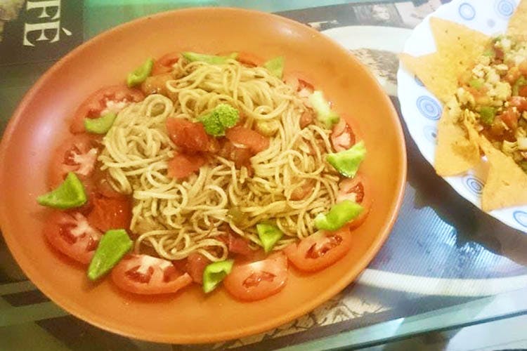 Dish,Food,Cuisine,Spaghetti,Noodle,Chow mein,Capellini,Chinese noodles,Ingredient,Instant noodles
