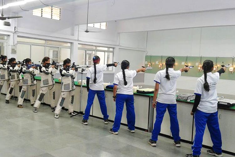 Load, Aim, Fire! Learn How To Shoot Like A Pro At Guns For Glory