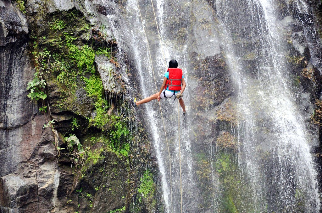 Waterfall,Adventure,Water resources,Abseiling,Recreation,Nature reserve,Sport climbing,Water,Watercourse,Climbing