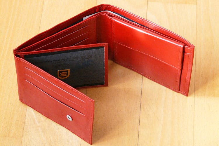 Wallet,Red,Fashion accessory,Leather,Coin purse