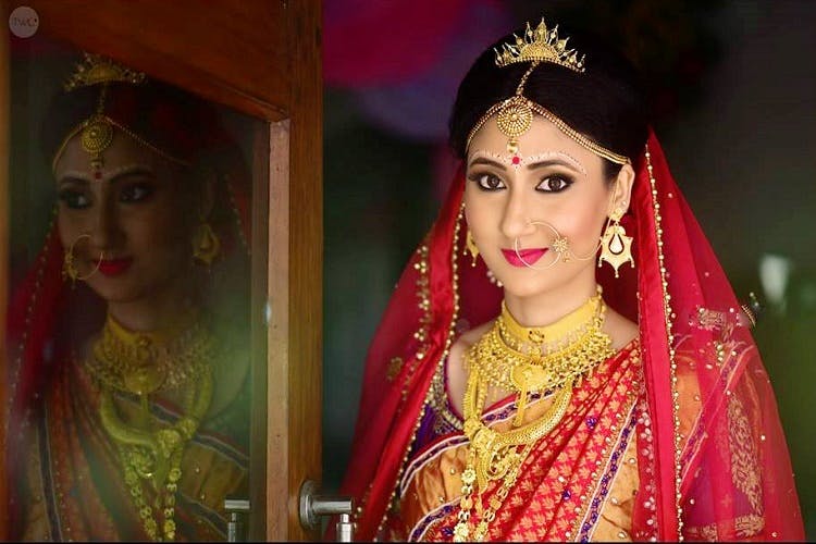 Bride,Sari,Tradition,Marriage,Beauty,Lady,Jewellery,Headpiece,Ceremony,Makeover