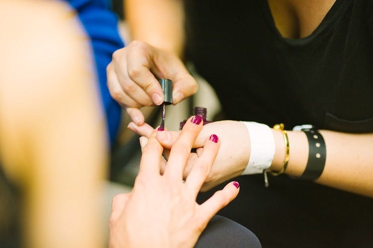 Nail,Hand,Finger,Arm,Wrist,Manicure,Fashion accessory,Service,Cosmetics,Jewellery