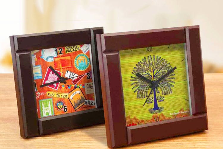 Picture frame,Leaf,Tree,Room,Wood,Plant,Art,Games
