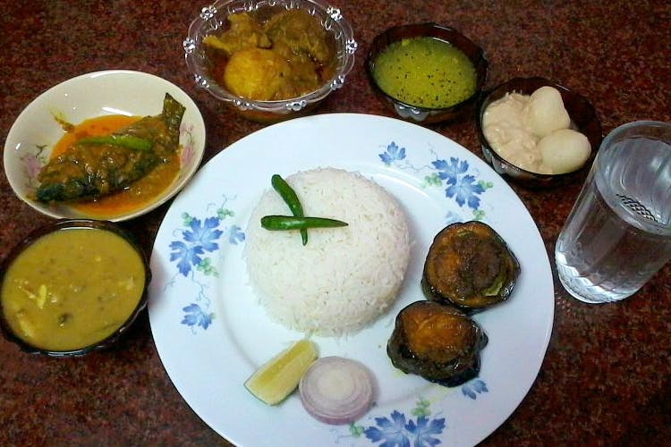 Dish,Food,Cuisine,Meal,Ingredient,Steamed rice,Comfort food,Lunch,Breakfast,Tamil food