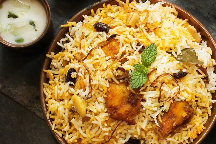 Dish,Food,Spiced rice,Cuisine,Ingredient,Biryani,Hyderabadi biriyani,Recipe,Sevai,Kabsa