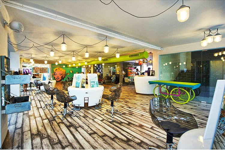Lobs, Bobs Or Layers, Head To These 6 Salons In Gurgaon For