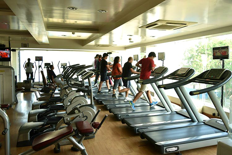 Gym,Treadmill,Exercise machine,Sport venue,Room,Exercise equipment,Leisure centre,Physical fitness,Exercise,Leisure