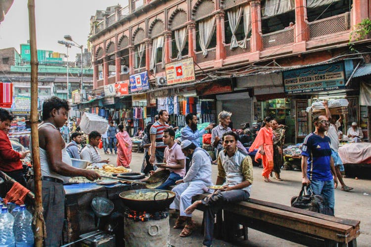 Town,Street,Marketplace,Public space,Bazaar,Market,Neighbourhood,Street food,Pedestrian,City