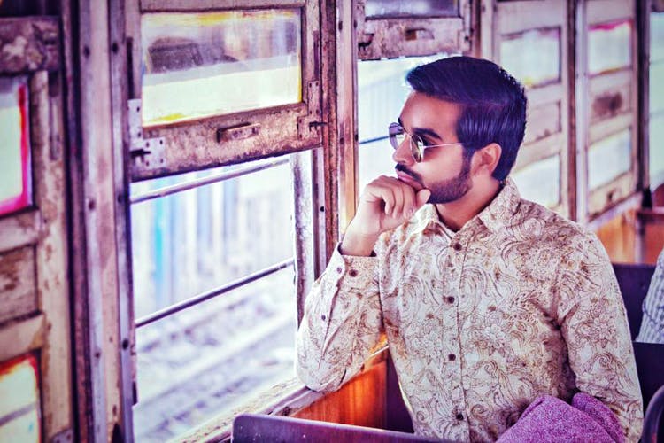 Male,Human,Cool,Temple,Smile,Photography,Street,Black hair