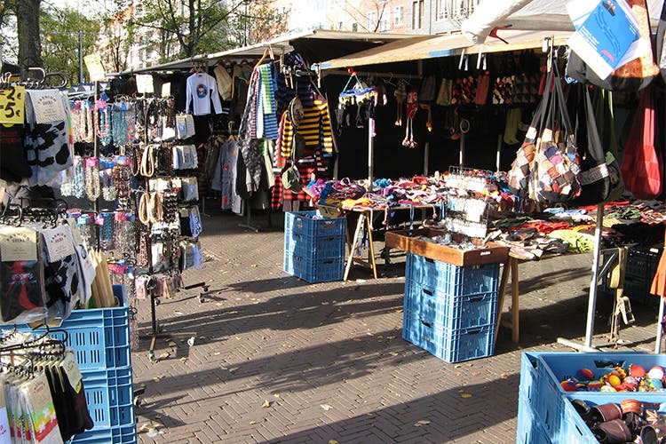 Marketplace,Market,Selling,Bazaar,Public space,Flea market,Human settlement,Stall,Retail,City