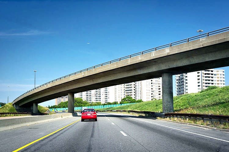 Road,Highway,Freeway,Overpass,Girder bridge,Bridge,Concrete bridge,Skyway,Lane,Infrastructure