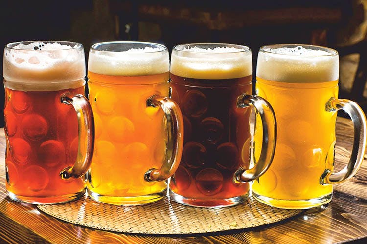 Beer glass,Beer,Drink,Wheat beer,Alcoholic beverage,Lager,Bia hơi,Beer stein,Pint,Pint glass