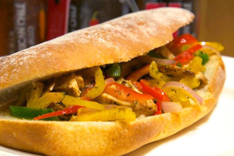 Dish,Food,Cuisine,Ingredient,Fast food,Bánh mì,Sandwich,Submarine sandwich,Italian beef,Produce