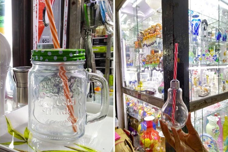 Mason jar,Glass,Glass bottle,Bottle,Drinkware,Plastic bottle,Tableware,Plastic