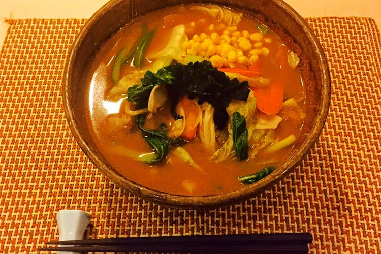 Dish,Cuisine,Food,Soup,Guk,Red curry,Curry,Ingredient,Miso soup,Maeuntang