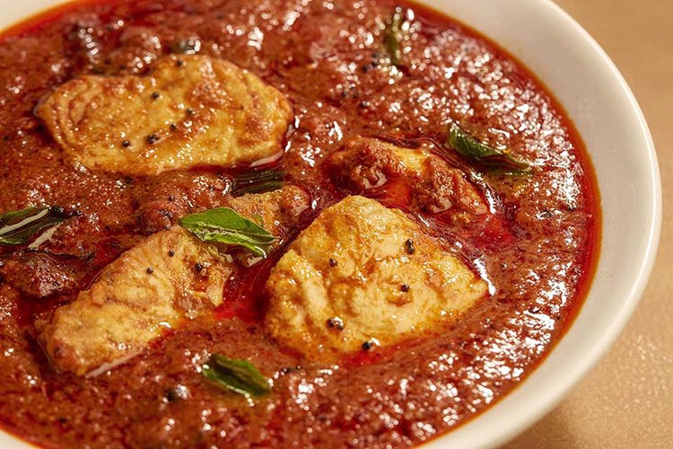 Dish,Food,Cuisine,Ingredient,Meat,Red curry,Gosht,Curry,Vindaloo,Gravy