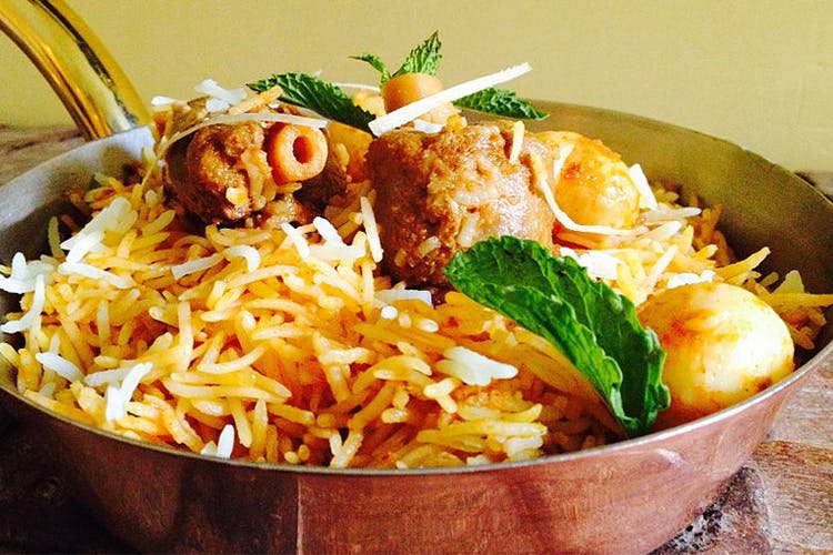 Dish,Food,Cuisine,Ingredient,Produce,Meat,Recipe,Biryani,Comfort food,Basmati