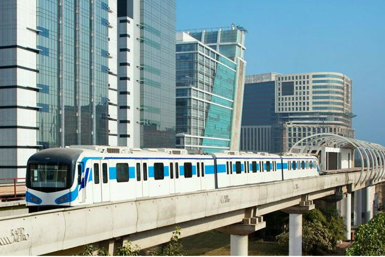 Transport,Public transport,Train,Metropolitan area,Mode of transport,Rolling stock,Monorail,Metro,Vehicle,Metropolis