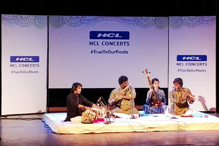 Musical instrument,Plucked string instruments,String instrument,Event,Folk instrument,Performance,Stage