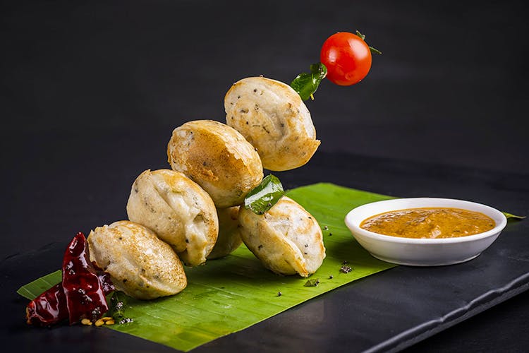 Dish,Food,Cuisine,Ingredient,Produce,Vegetarian food,Recipe,Finger food,Still life photography,Solanum