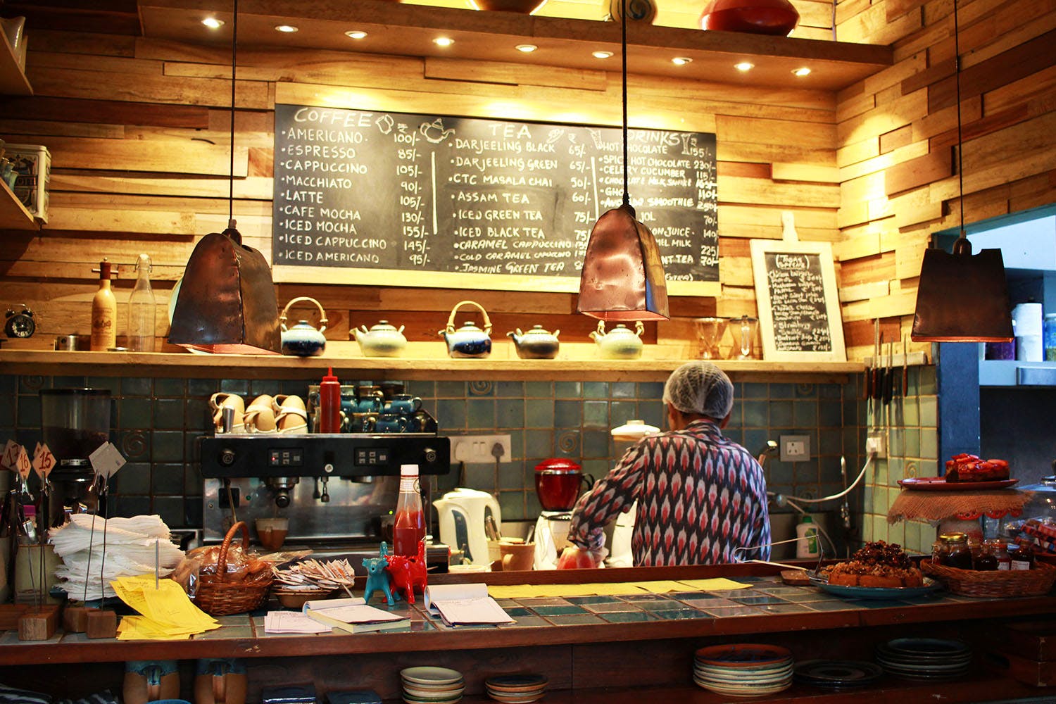 Bakery,Delicatessen,Building,Coffeehouse,Business,Restaurant