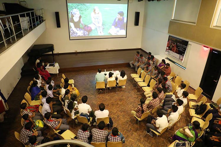 Event,Room,Convention,Academic conference,Conference hall,Building,Lecture,Technology,Seminar,Auditorium