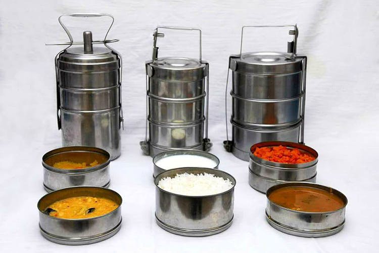 Spice rack,Tin can,Metal,Tin,Glass