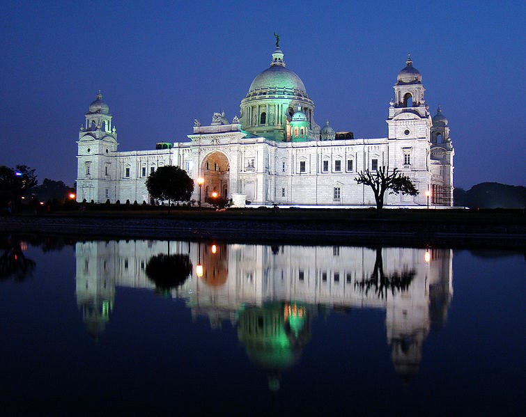 Landmark,Reflection,Sky,Architecture,Night,Blue,Building,City,Reflecting pool,Dome