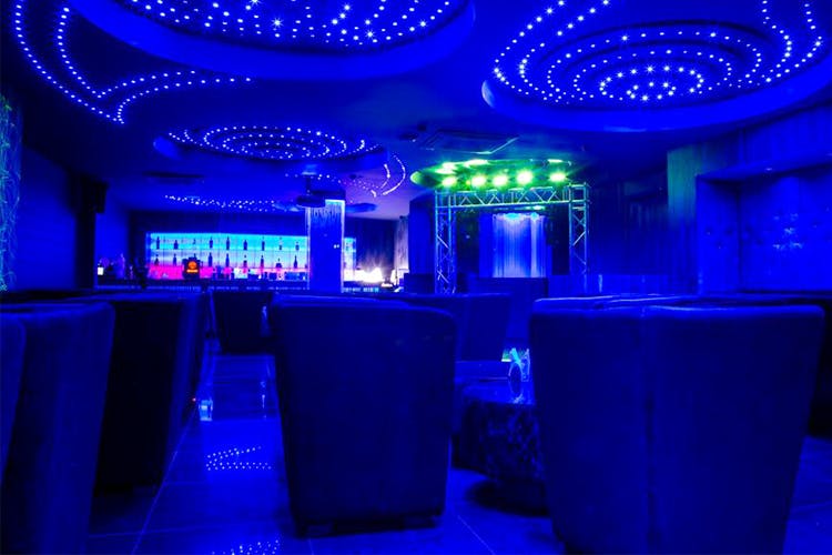 Blue,Lighting,Light,Cobalt blue,Electric blue,Nightclub,Technology,Visual effect lighting,Neon,Ceiling
