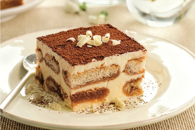 Dish,Food,Cuisine,Dessert,Ingredient,Tiramisu,Baked goods,Sponge cake,Semifreddo,Frozen dessert