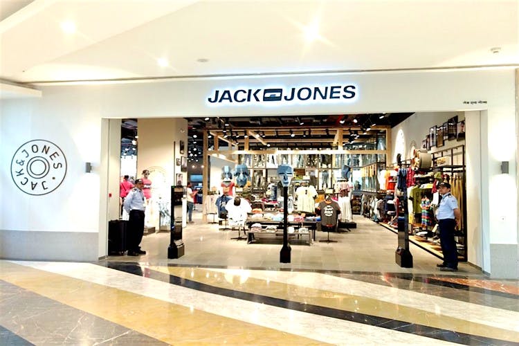 Trouw overschrijving Gemengd Jack & Jones Opened Asia's Largest Outlet In Pune | LBB