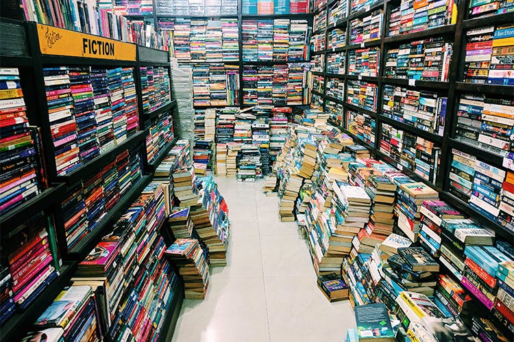 Retail,Bookselling,Building,Aisle,Book,Publication,Supermarket,Shelving,Bookcase,Outlet store