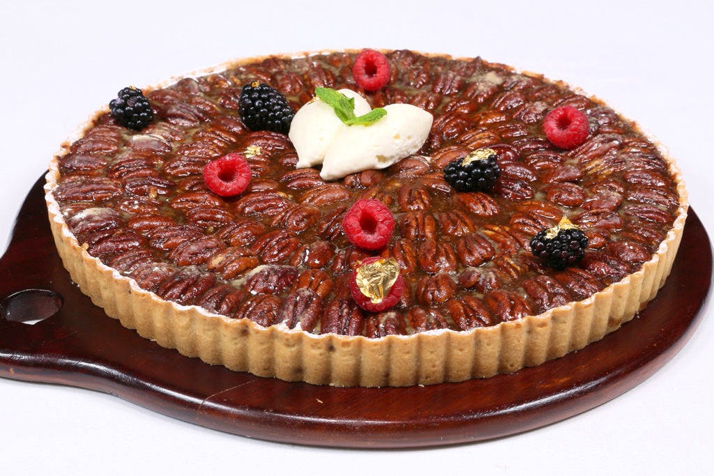 Dish,Food,Cuisine,Cake,Dessert,Baked goods,Fruit cake,Chocolate cake,Kuchen,Ingredient