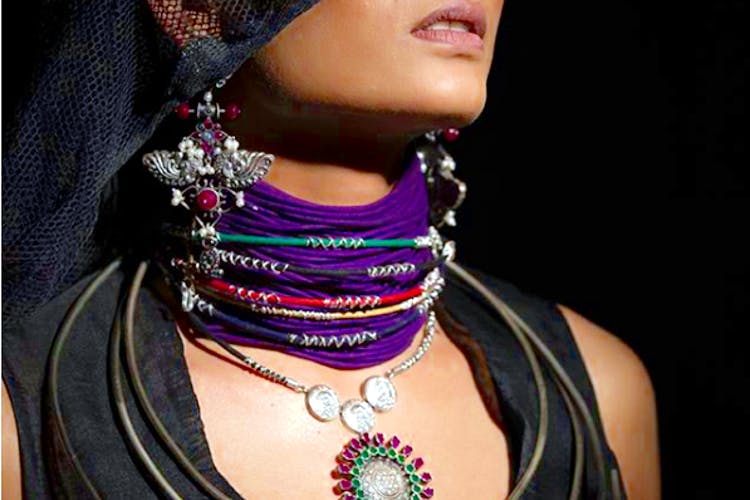 Necklace,Jewellery,Fashion accessory,Neck,Body jewelry,Lip,Bead,Jewelry making,Black hair