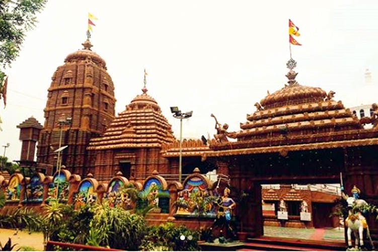 Hindu temple,Temple,Place of worship,Building,Temple,Shrine,Architecture,Wat,Tourist attraction,Tourism
