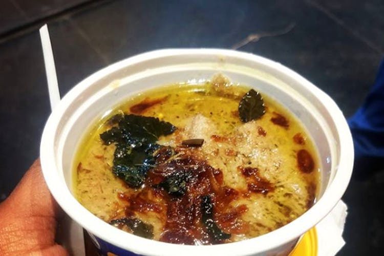 Dish,Food,Cuisine,Ingredient,Produce,Recipe,Comfort food,Curry,Hot and sour soup,Haleem