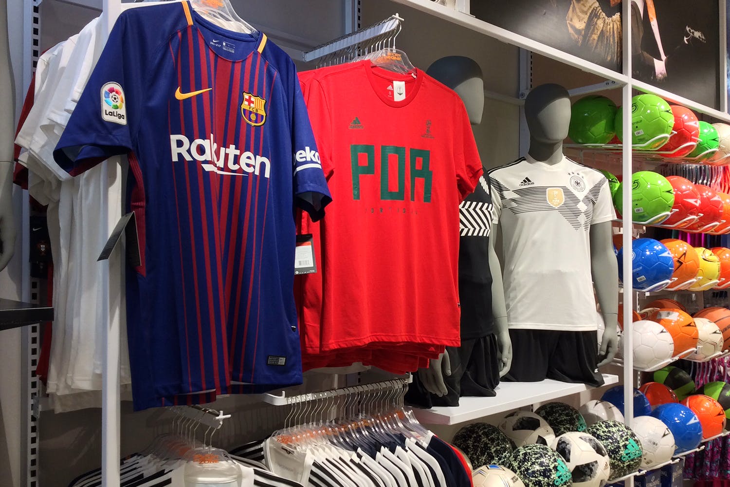 Get Football Jerseys At These Stores In 