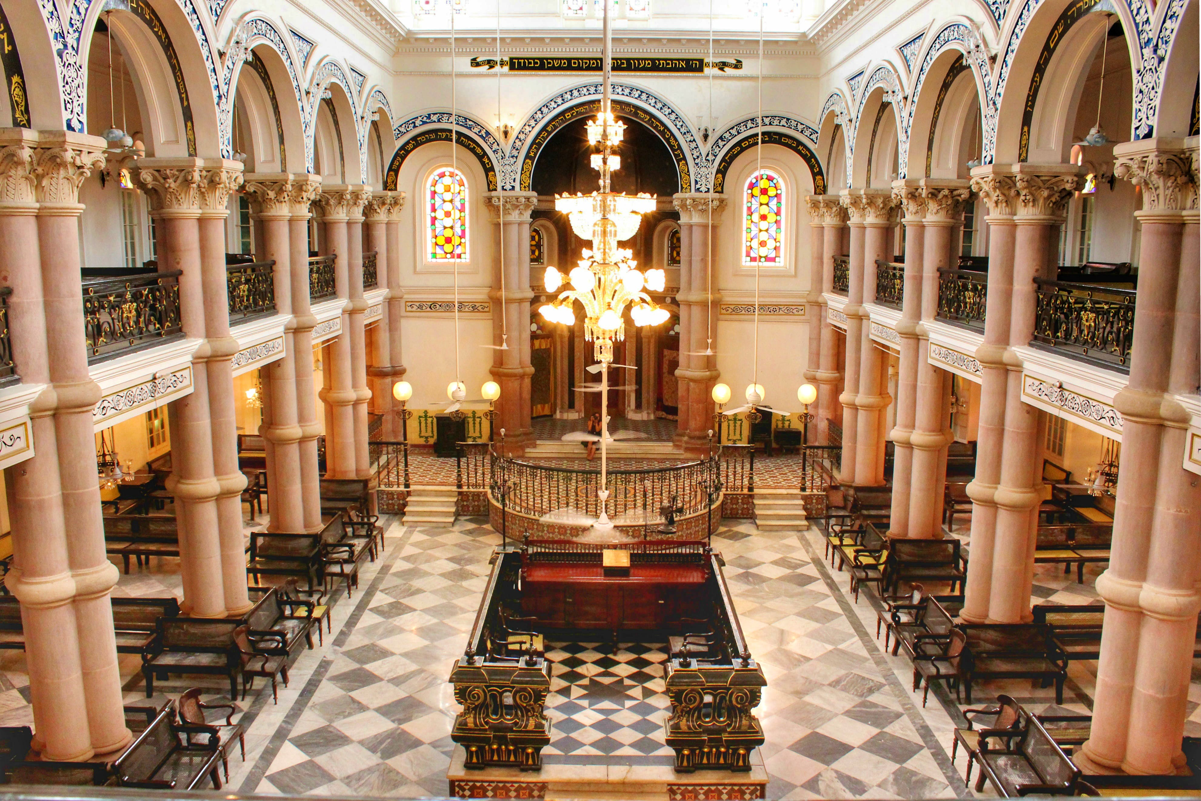 Building,Holy places,Interior design,Aisle,Architecture,Chapel,Place of worship,Synagogue,Church,Basilica