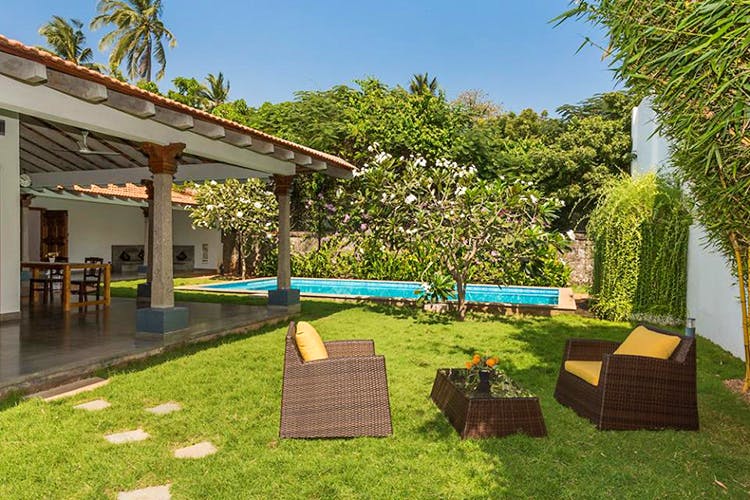 This Gorgeous Pondy Beach House With A Pool Is The Perfect Weekend Getaway!