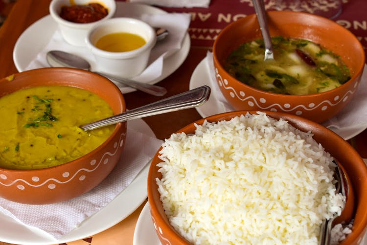 Dish,Food,Cuisine,White rice,Kadhi,Ingredient,Steamed rice,Meal,Curry,Lunch