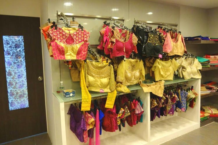 Blouse shop store