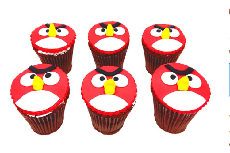 Baking cup,Cake decorating supply,Cake,Cupcake,Angry birds,Baking,Dessert,Cake decorating,Food,Muffin