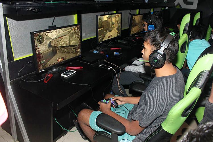 Technology,Electronic device,Gamer,Games,Vehicle