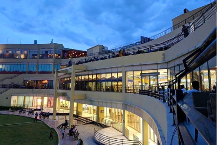 crocs store in inorbit mall