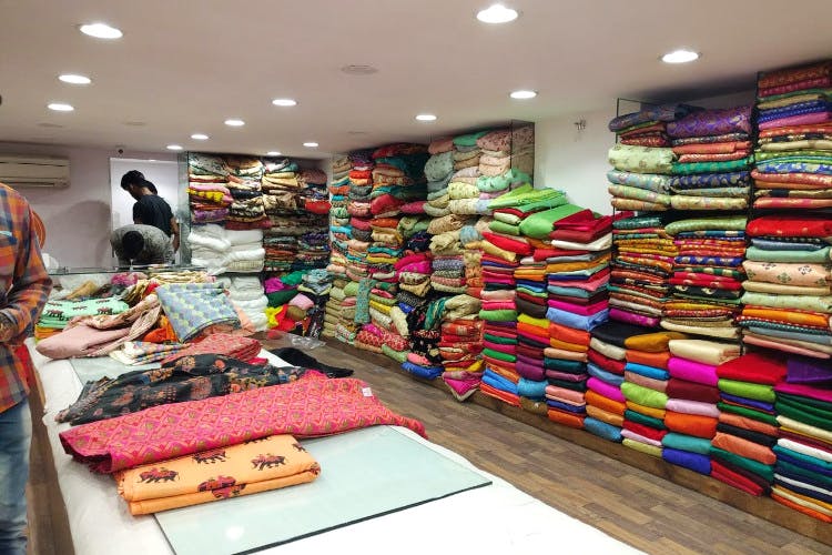 Know an ideal fabrics for lehenga choli. Cotton, art silk and