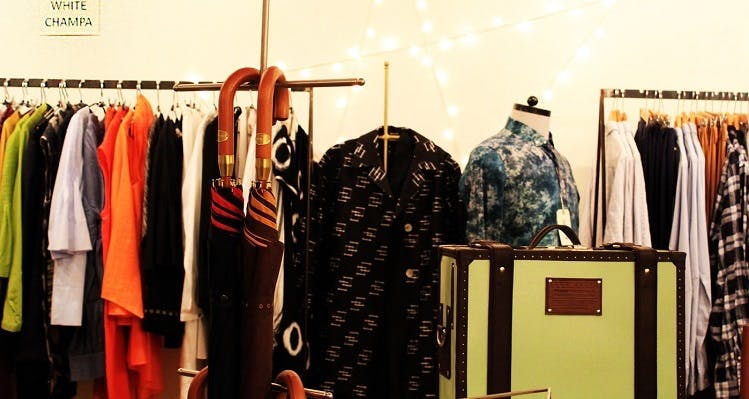 Boutique,Clothes hanger,Clothing,Fashion,Room,Closet,Vintage clothing,Fashion design,Outlet store,Dress