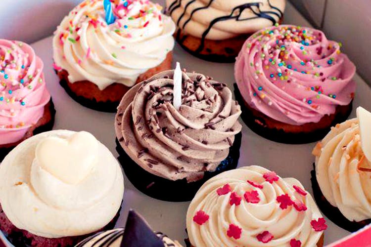 Food,Cupcake,Buttercream,Icing,Dessert,Cuisine,Dish,Baking,Sweetness,Cake